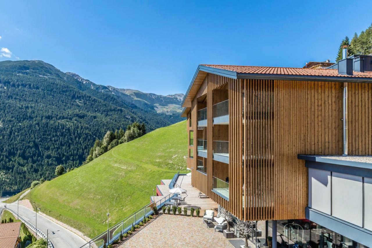 Boutique Hotel Kircher Sarentino Εξωτερικό φωτογραφία